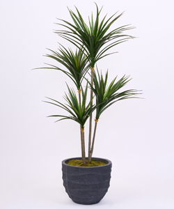 UV PLASTIC YUCCA 120CM